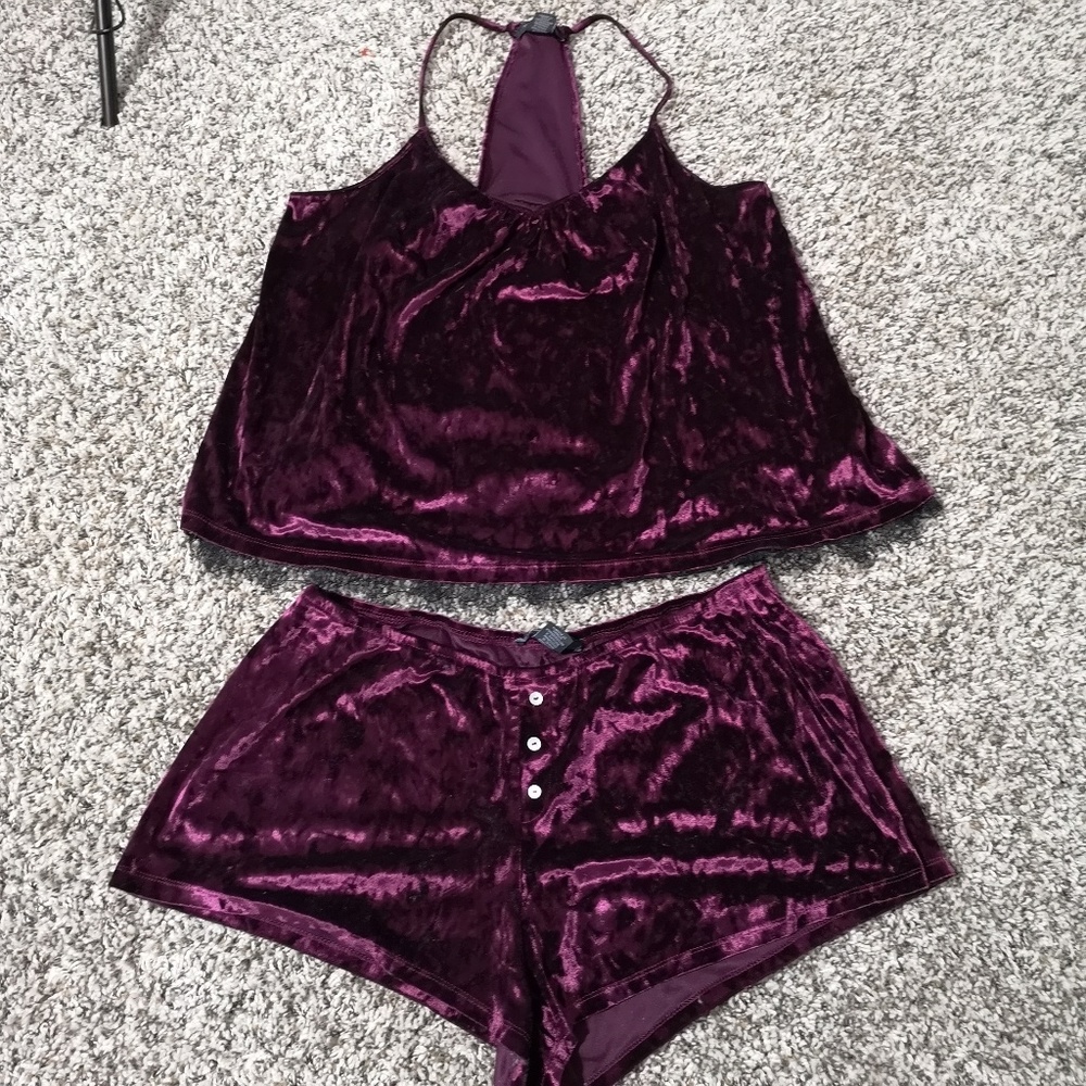 Tahari Purple Velvet Sleepwear Set